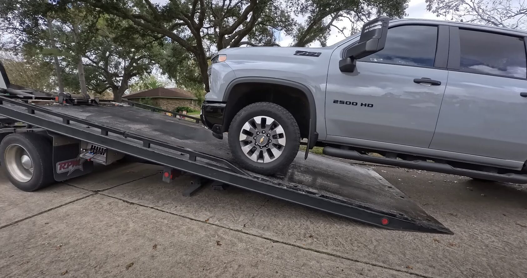 Flatbed Towing - Professional towing service in Woonsocket, RI